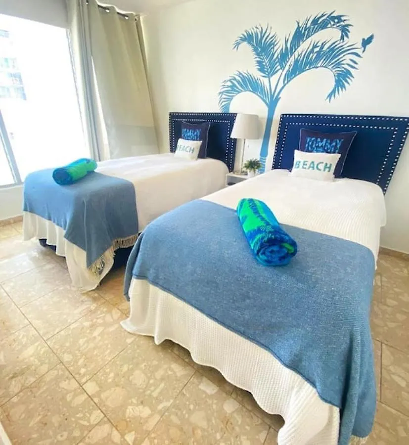 Kasa Royal Palms Villa San Juan 0*,  Puerto Rico